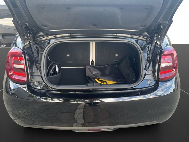 Fiat 500 e Cabrio La Prima 42kWh Navi+RFK+SHZ+LED+LM