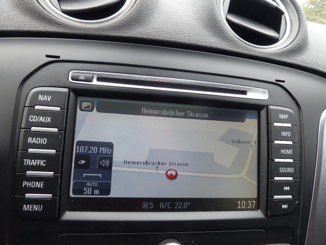 Ford Mondeo 2012 — photo 16