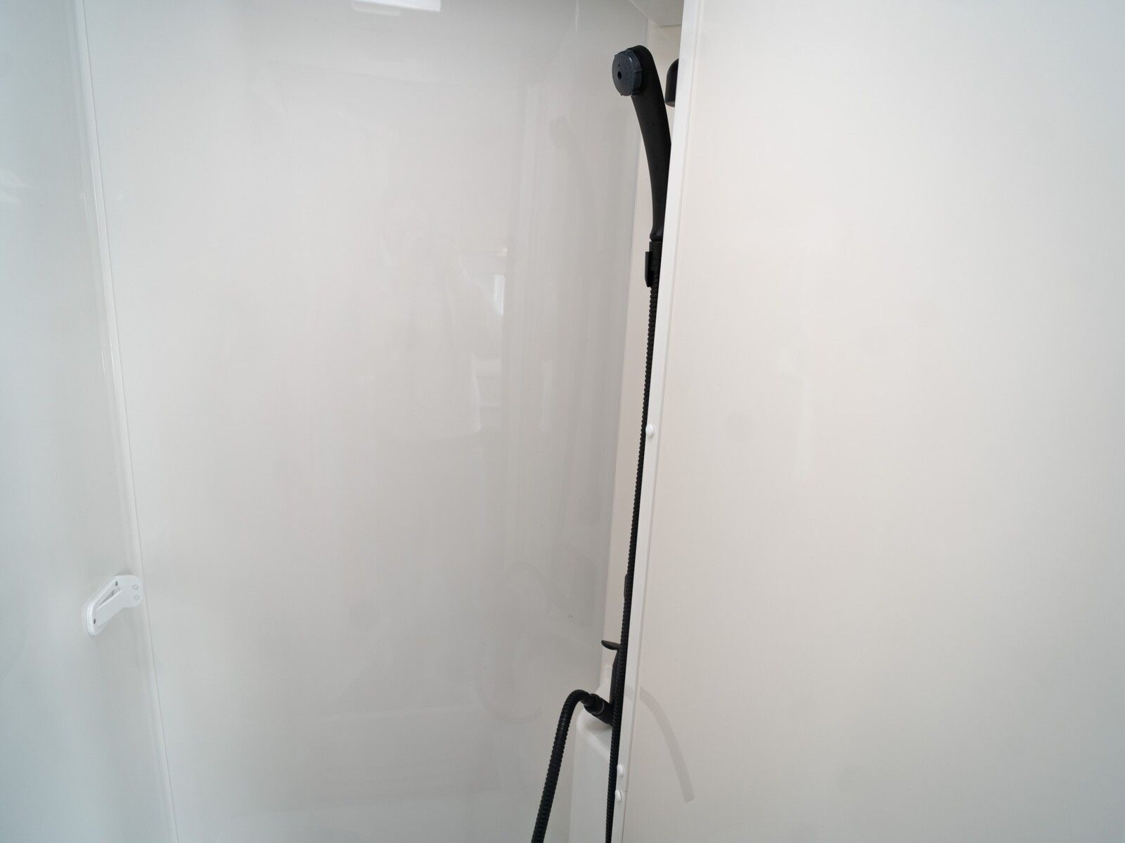 Fahrzeugabbildung Etrusco V Ford 6.6 SF Complete Selection, Dieselheizung