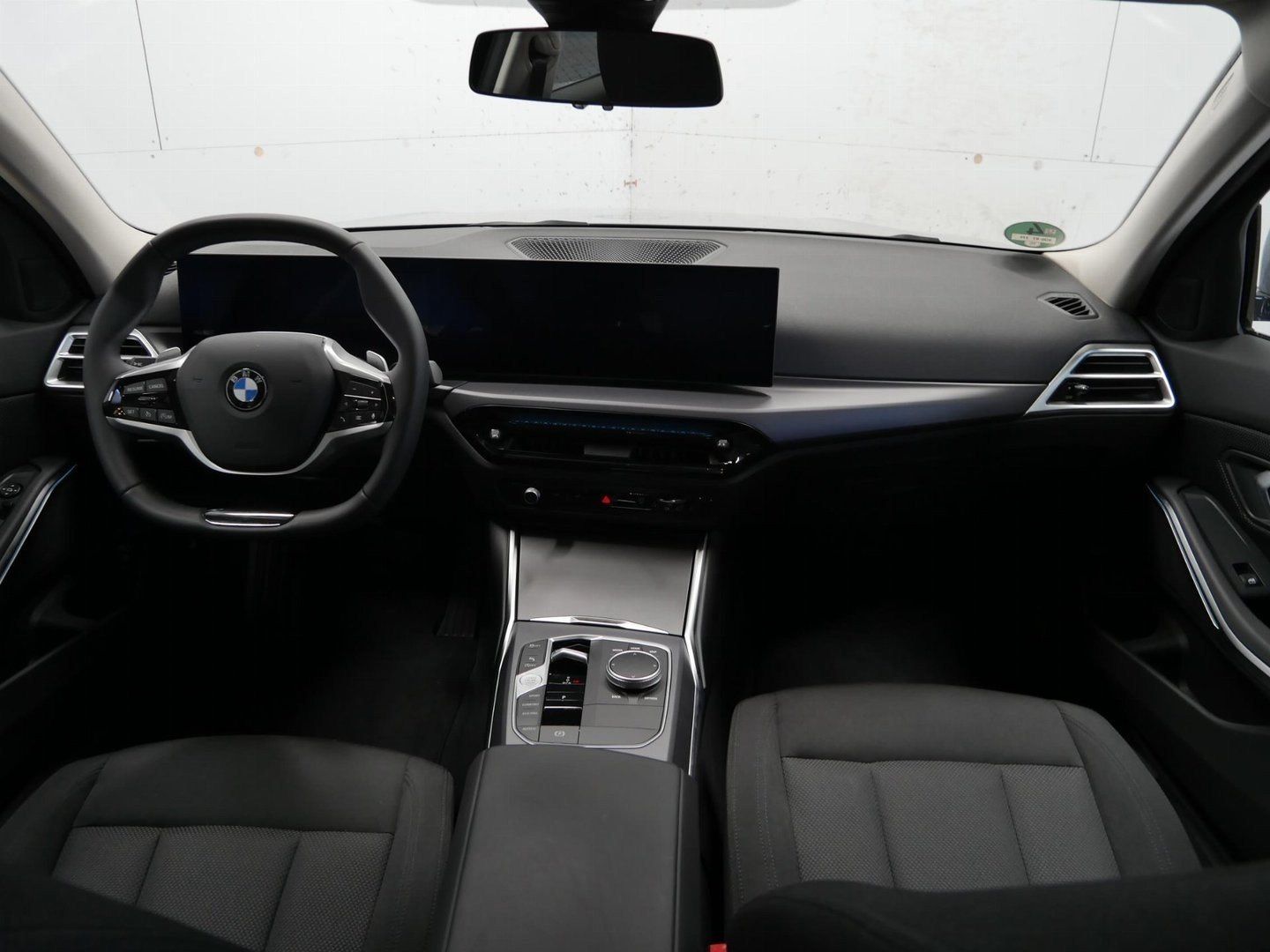 Fahrzeugabbildung BMW 320i |Komfortzugang |Driving Assistant |HiFi