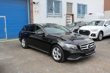Mercedes E 220 - 1