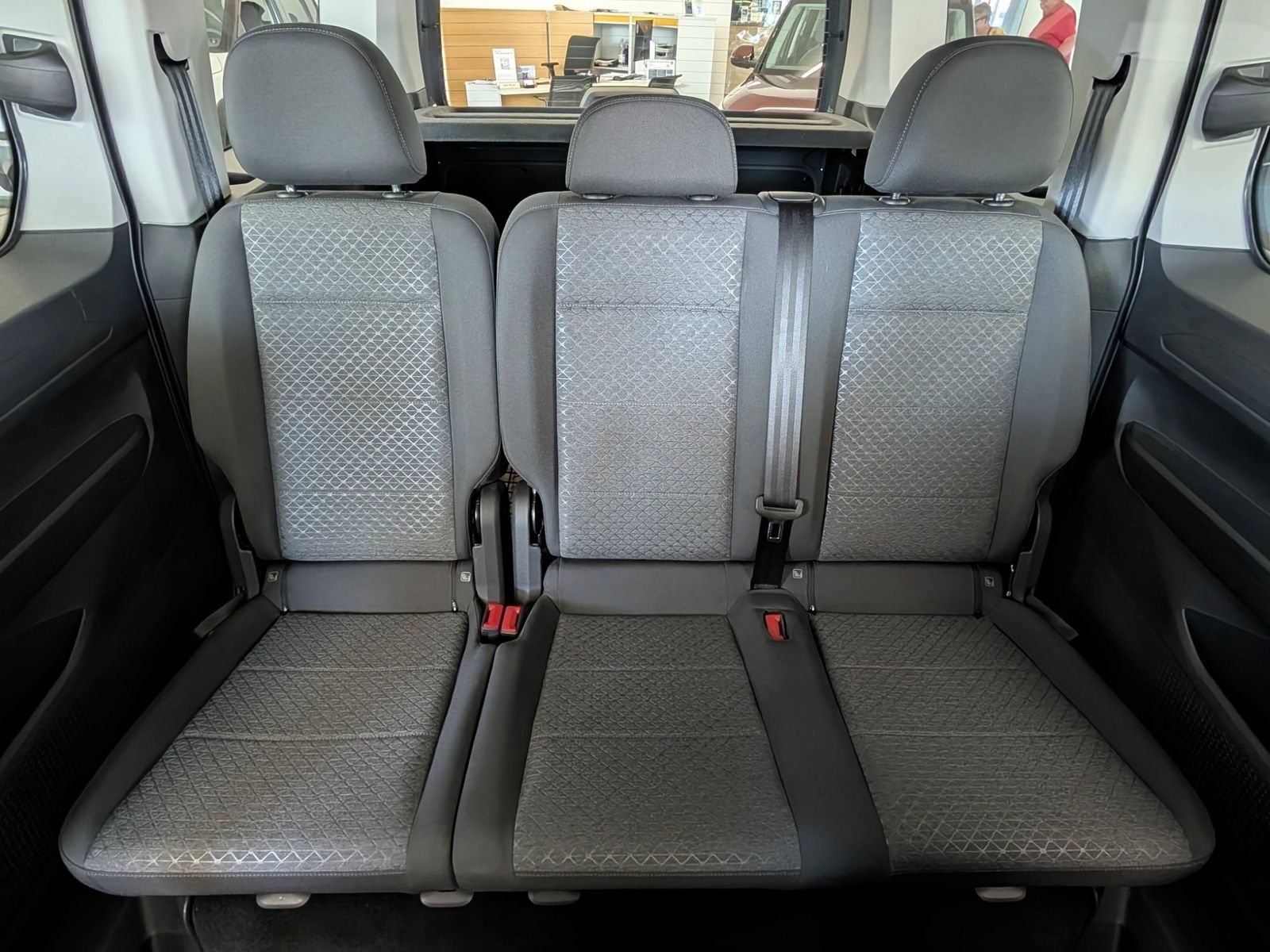 FORD Tourneo Connect Grand Limited 2.0l EcoBlue LED – Bild 13