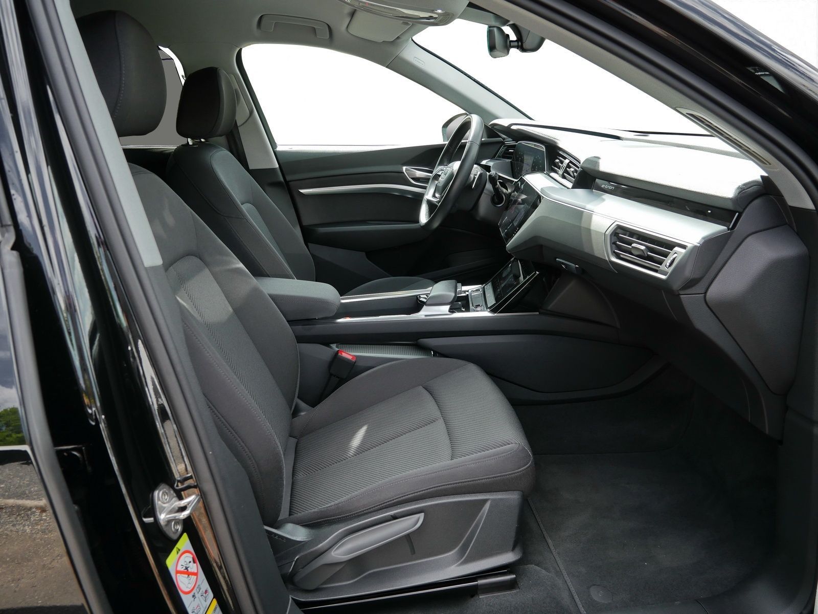 Audi Q8 e-tron 50 qu. advanced Matrix AHK ACC RFK SHZ foto 4