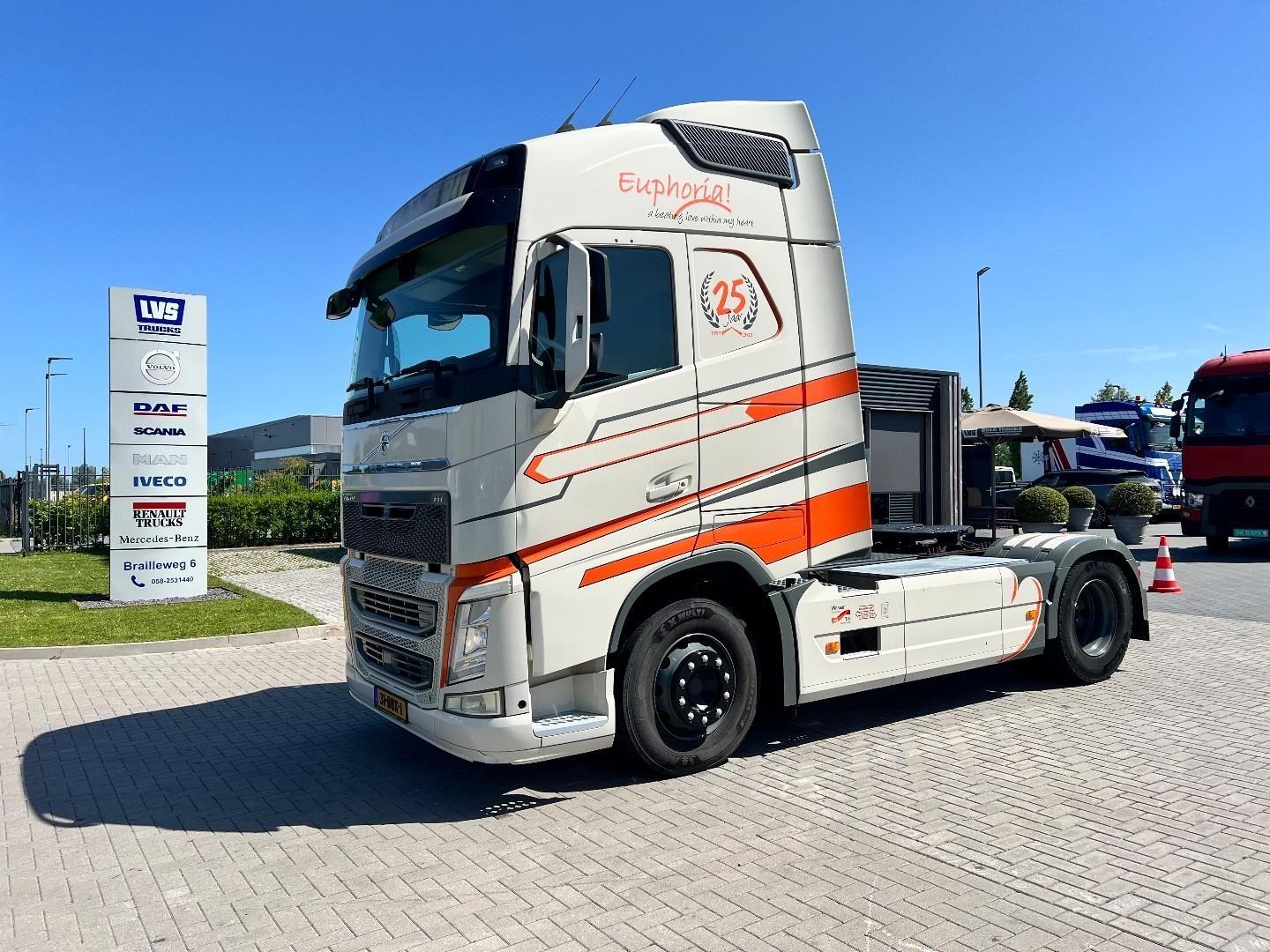 Volvo FH 460 4x2 trekker Euro 5 / Only 750.000km