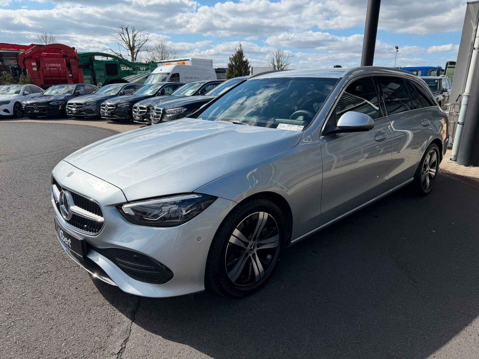 Fahrzeugabbildung Mercedes-Benz C 220d T 4M Avantgarde+Distr+AHK+Memory+360+uvm.