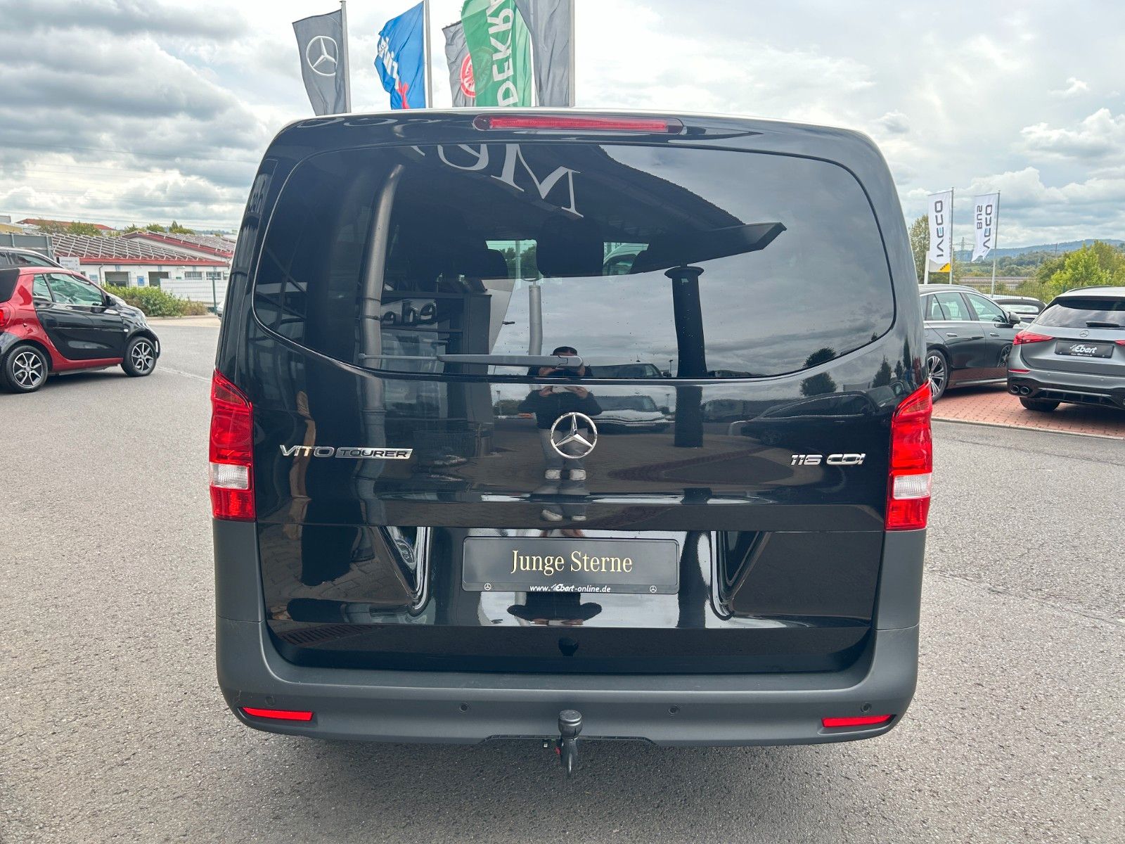 Fahrzeugabbildung Mercedes-Benz Vito 116 CDI Tourer 9G Extral AHK Kamera