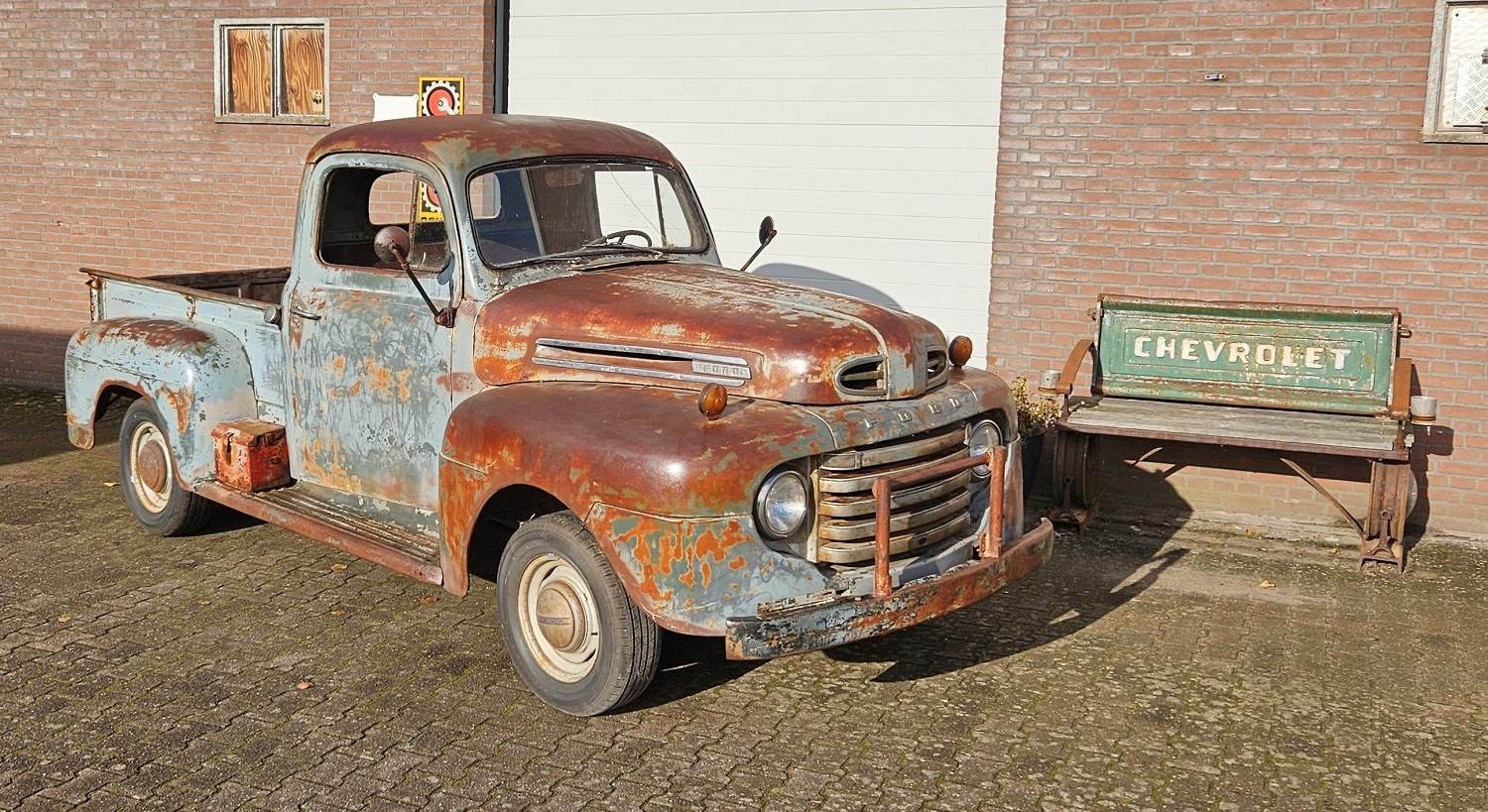 Ford 1949 Forde F1 Pick up Step side Flathead V8