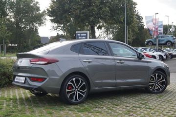 Hyundai i30  1.0T-GDI Fastback NAVI-KAMERA-LED-SHZG-PDC