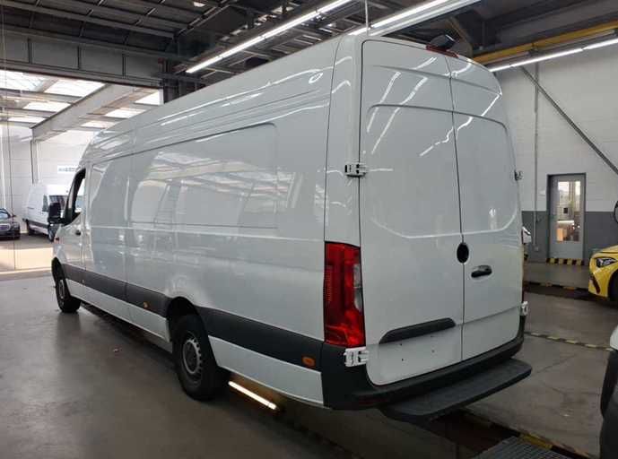 Fahrzeugabbildung Mercedes-Benz Sprinter 317 Kasten PRO L4H2 XXL 360° MOPF Navi