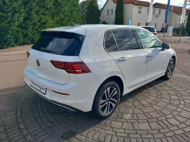 Volkswagen Golf VIII 1.5 TSI Energy AppConnect RearView foto 4