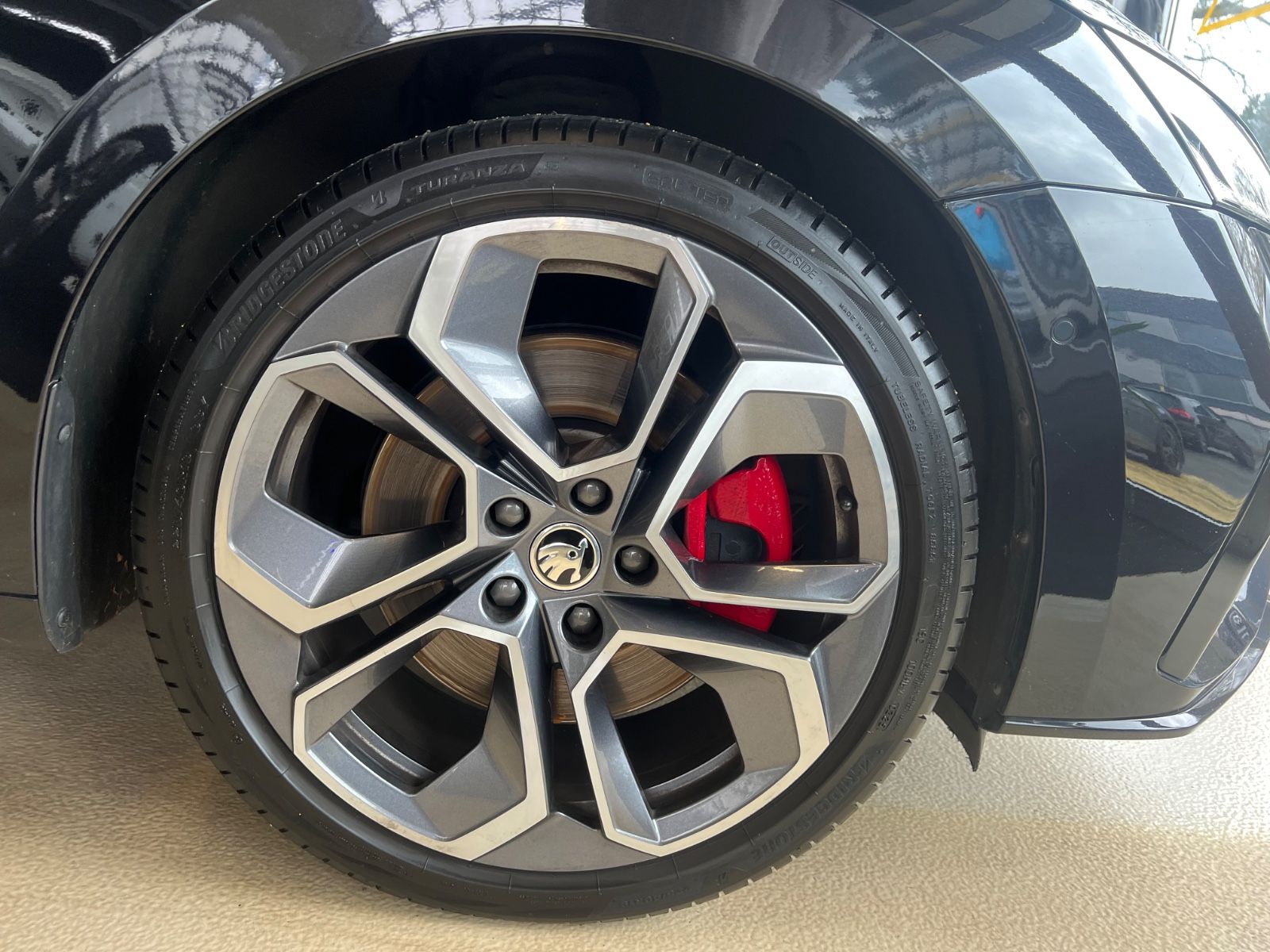 Fahrzeugabbildung SKODA Octavia Combi RS *HEAD*ACC*KAMERA*LED*VIRTUAL*