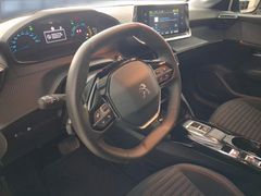 208 e- Active Pack 208 e- Active Pack