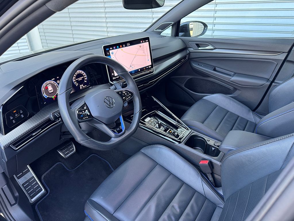 Golf VIII R 2.0 BLACK *PERFORMANCE*H&K*LEDER*