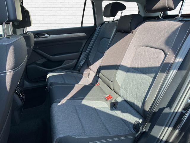 Fahrzeugabbildung Volkswagen Passat Variant Business 2.0 TDI DSG KLIMA LED NA