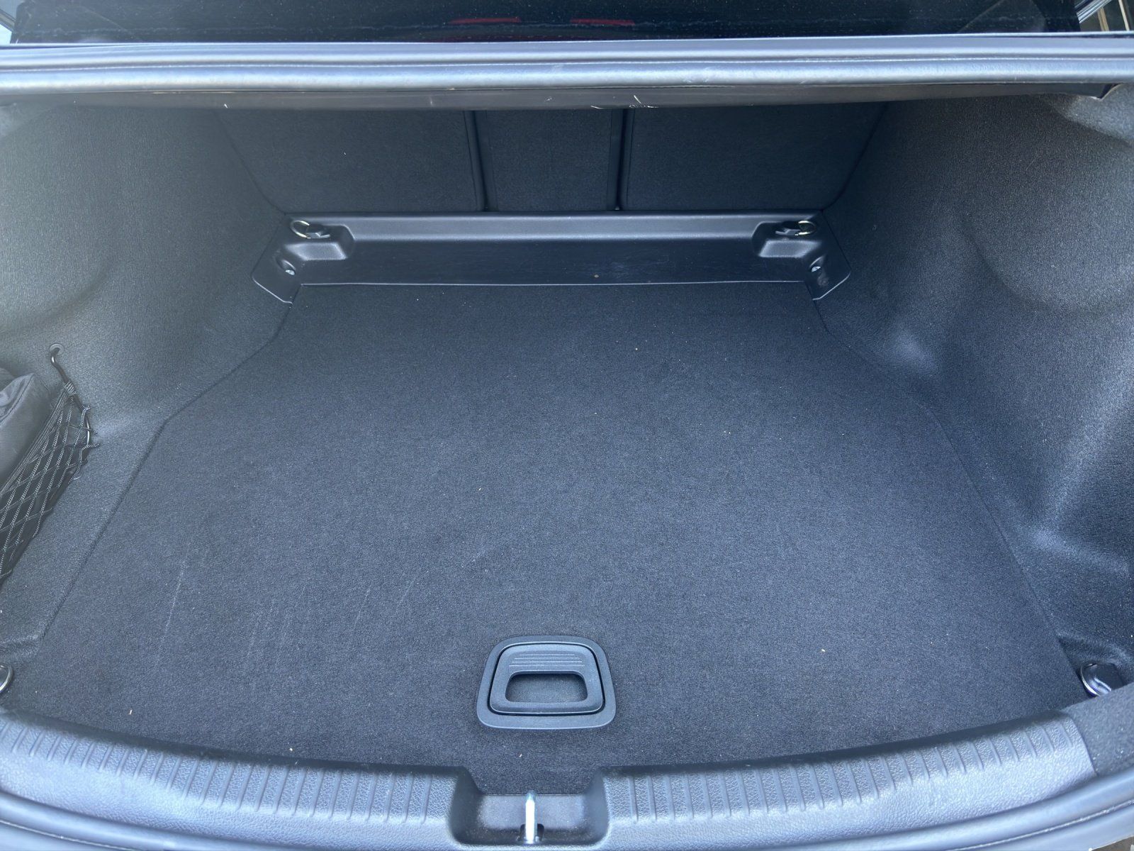 Fahrzeugabbildung Mercedes-Benz C300 d 4M AMG Pano DSITRO Massage HUD KeyGo Memo