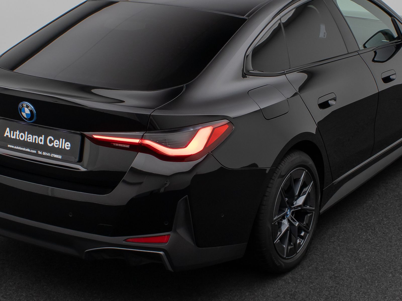 Fahrzeugabbildung BMW i4 eD40 Gran Coupè Kamera DAB CockPit+ Sport LED