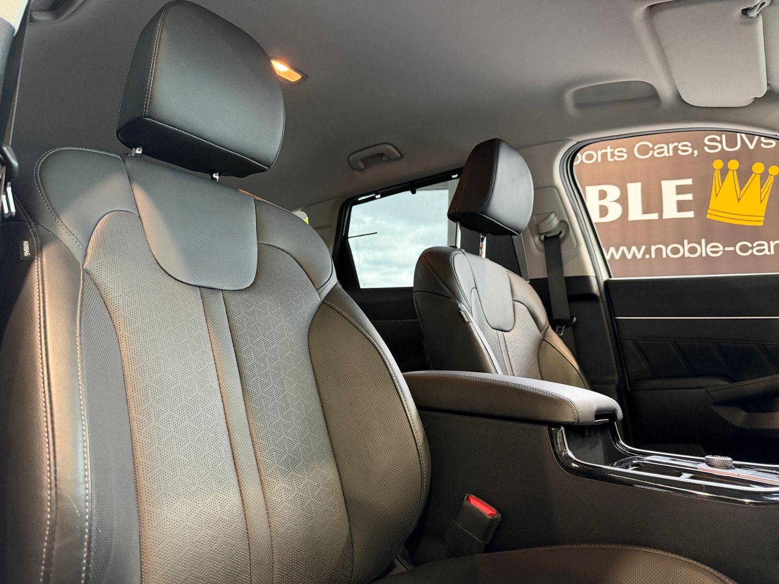 Fahrzeugabbildung Kia Sorento Hybrid HEV Spirit 2WD LEDER LED NAV 19"