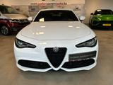 Alfa Romeo Giulia Veloce Q4*NAVI*LEDER*SHZ*R-KAMERA* - Alfa Romeo Giulia aus 2021