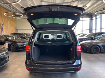 Volkswagen Sharan Cup BMT *NAVI*AHK*TEMPOMAT*KAMERA*USB*BLT