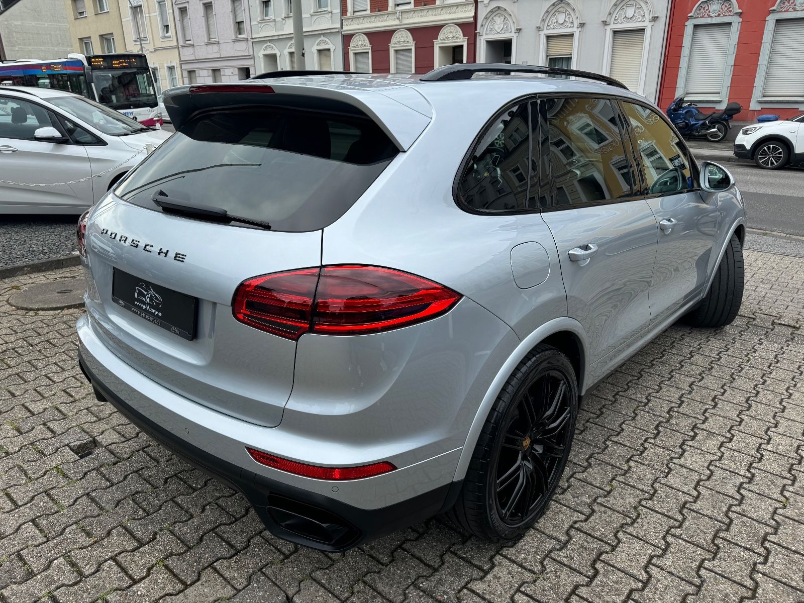 Fahrzeugabbildung Porsche Cayenne Diesel Platinum Edition APPROVED CAR PL.