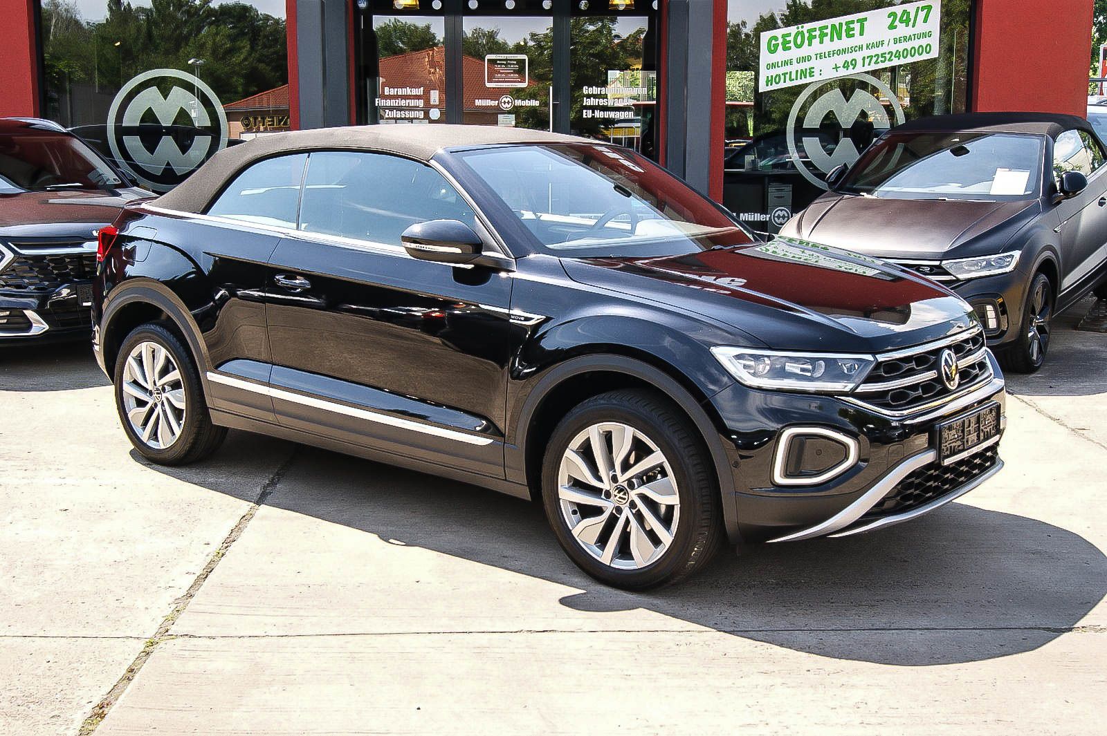 Fahrzeugabbildung Volkswagen T-Roc Cabriolet Move IQ-LIGHT KAMERA E-VERDECK