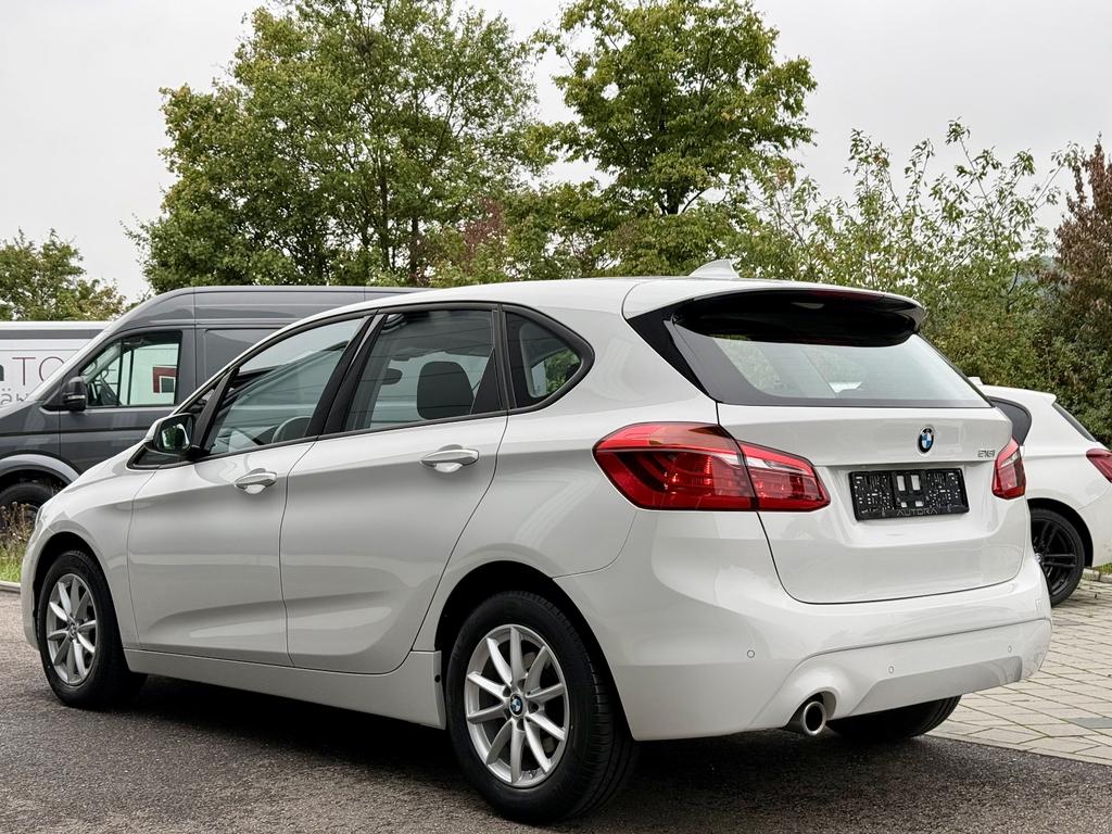 BMW 218