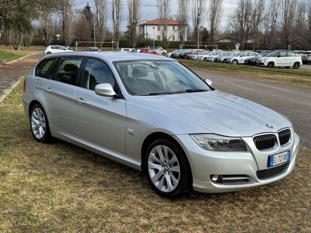 BMW Bmw 320 320d cat xDrive Touring Attiva