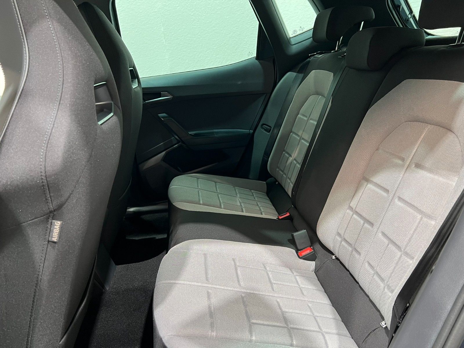 Fahrzeugabbildung SEAT Arona 1.5 TSI 110kW FR DSG