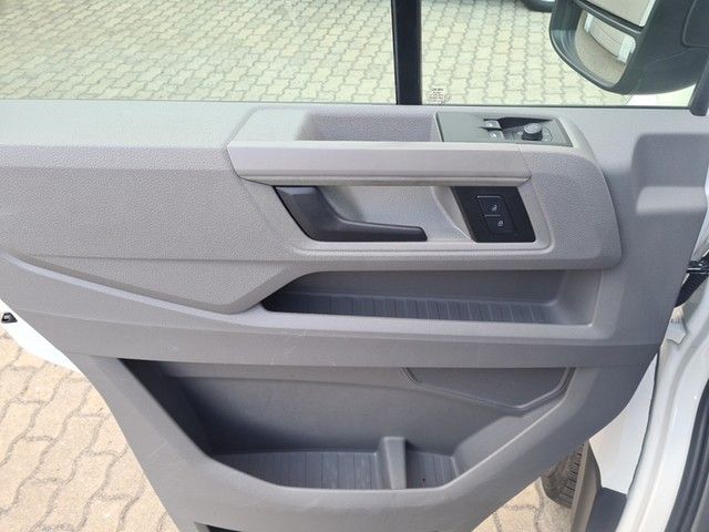 Fahrzeugabbildung Volkswagen Crafter TDI DSG HRK 35 4MOT LR AHK Navi Klima PD