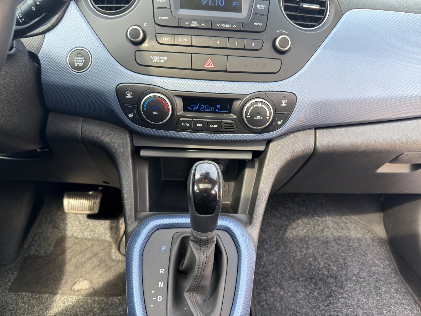 Fahrzeugabbildung Hyundai i10 1.2 Sytle el. SD Glas Sitzh. Automatik Klima