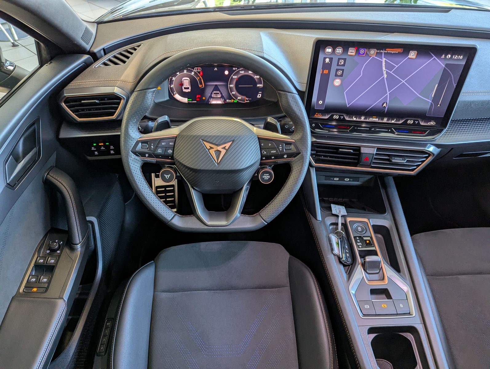 Fahrzeugabbildung CUPRA Leon 1.5 eTSI DSG Skyline Dinamica Memory AHK 19