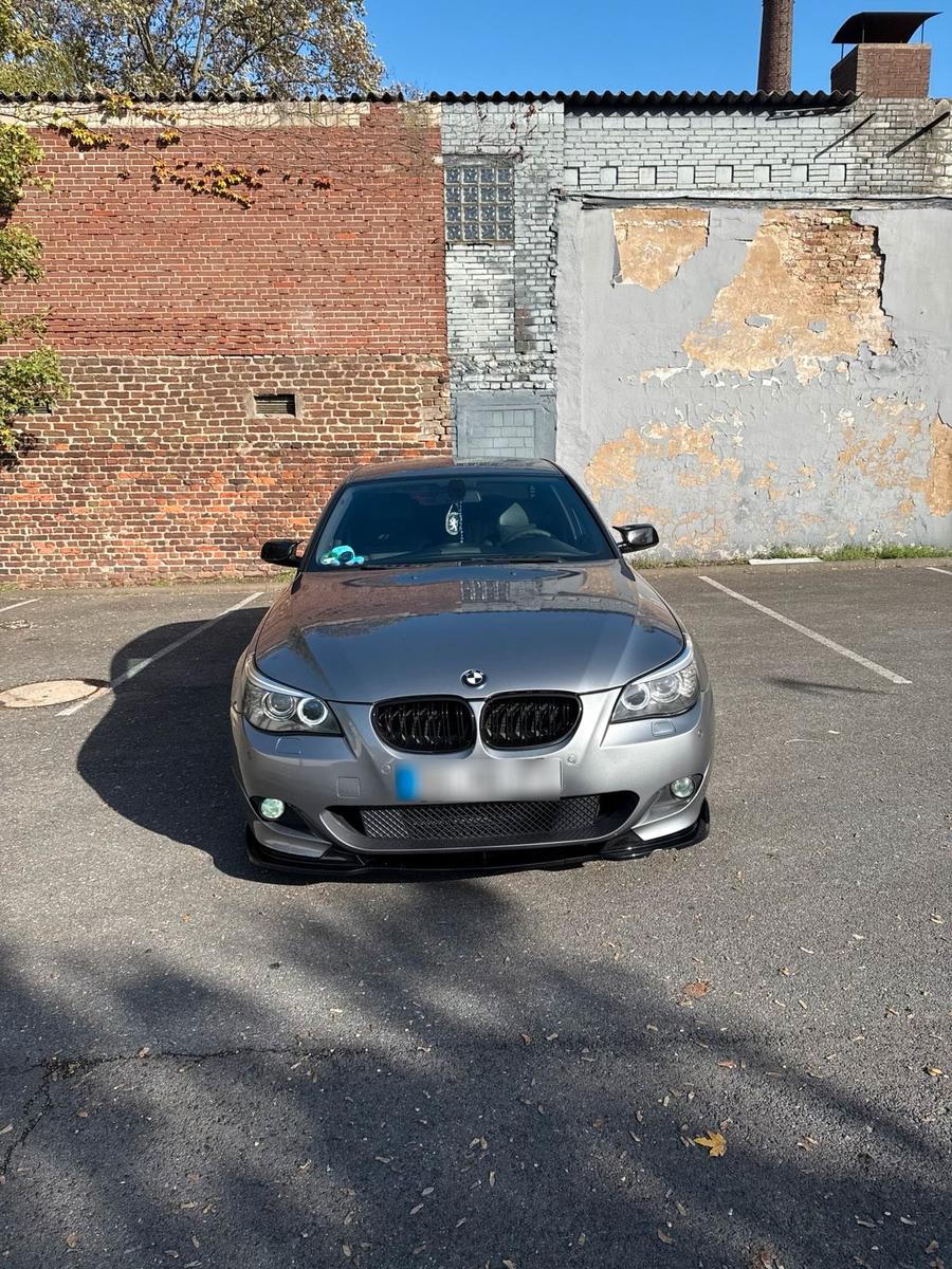 BMW 525