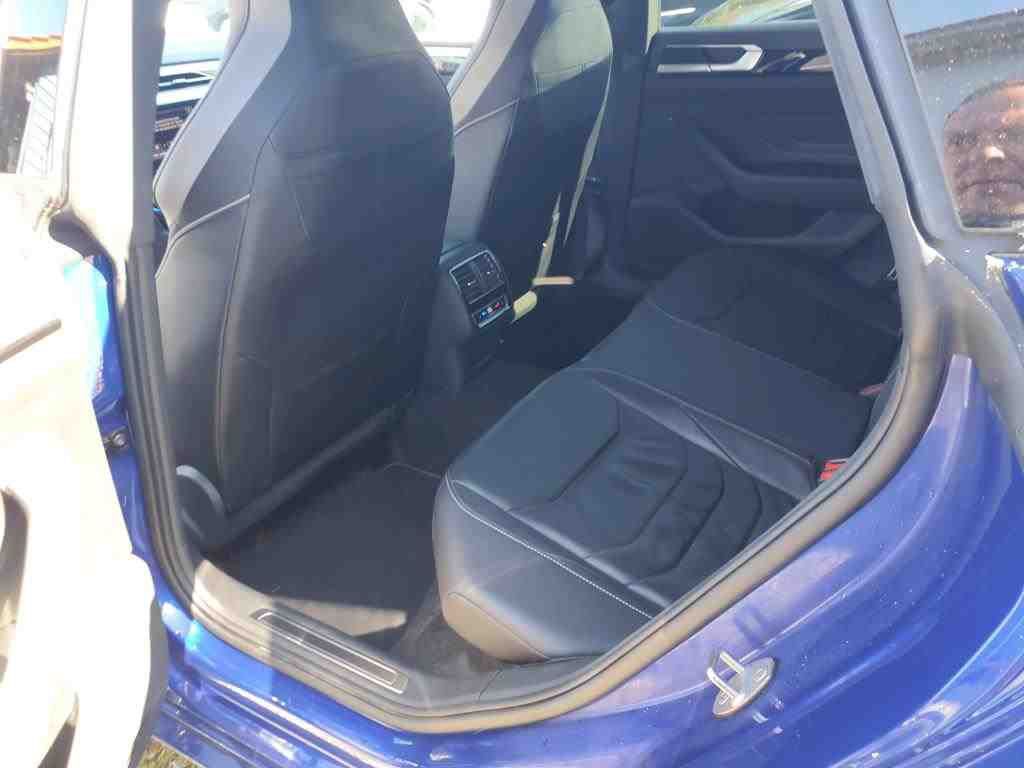 Fahrzeugabbildung Volkswagen Arteon SB TSI R-Line DSG LED Navi AID Leder ACC