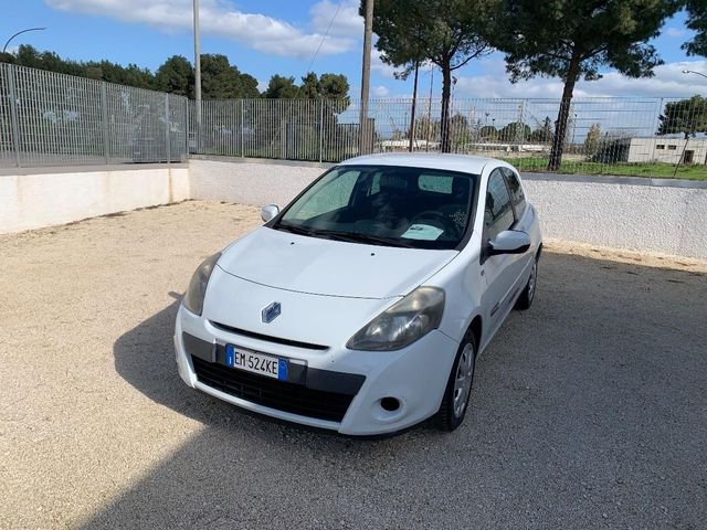 Renault RENAULT - Clio - 1.5 dCi 75 CV 3p. Yahoo!