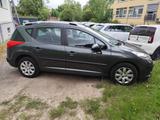 Peugeot nur Händler/Export - 207 SW Tendance 95 VTi - Peugeot 207 aus 2007: SW
