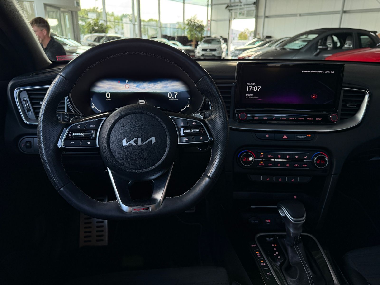 Fahrzeugabbildung Kia Ceed GT Line PANO JBL KAM LED