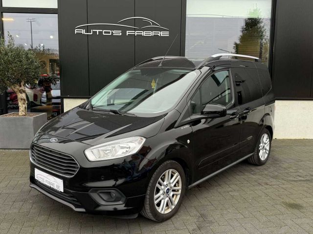 Ford Tourneo Courier 15 TDCI Minibus 32000km