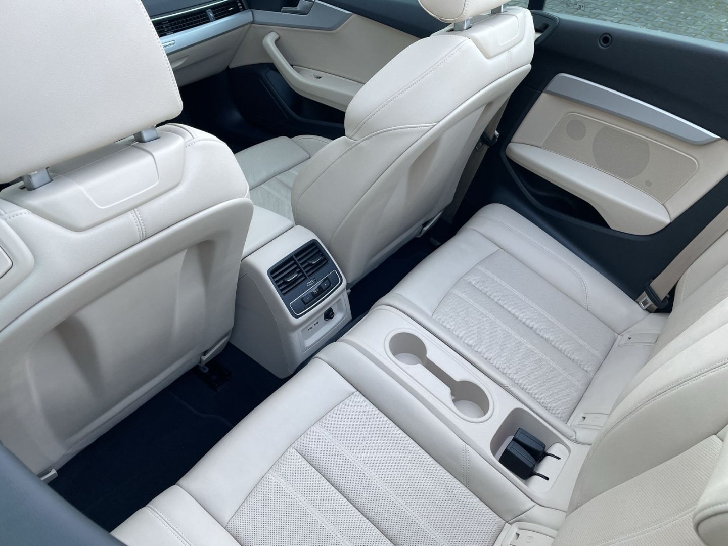 A5 40 Cabrio 2.0TDI quattro S line Kamera/Matrix