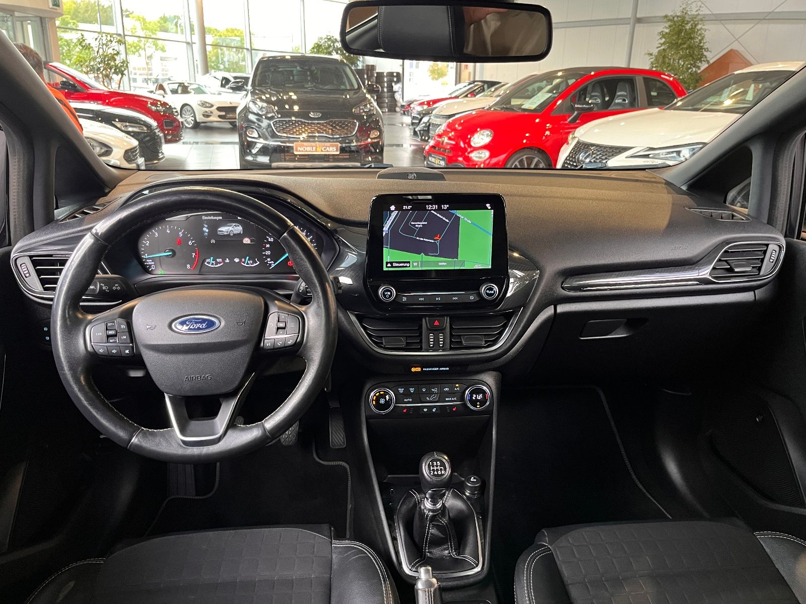 Fahrzeugabbildung Ford Fiesta Active Plus B&O NAV LEDER SHZ PDC