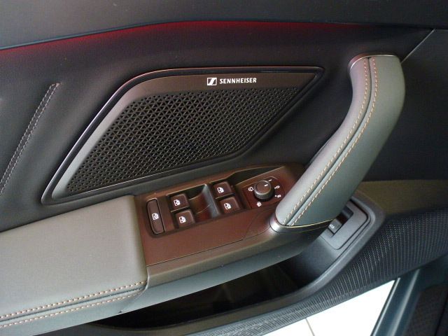 Fahrzeugabbildung CUPRA Formentor VZ 2.0 TSI 4Drive DSG