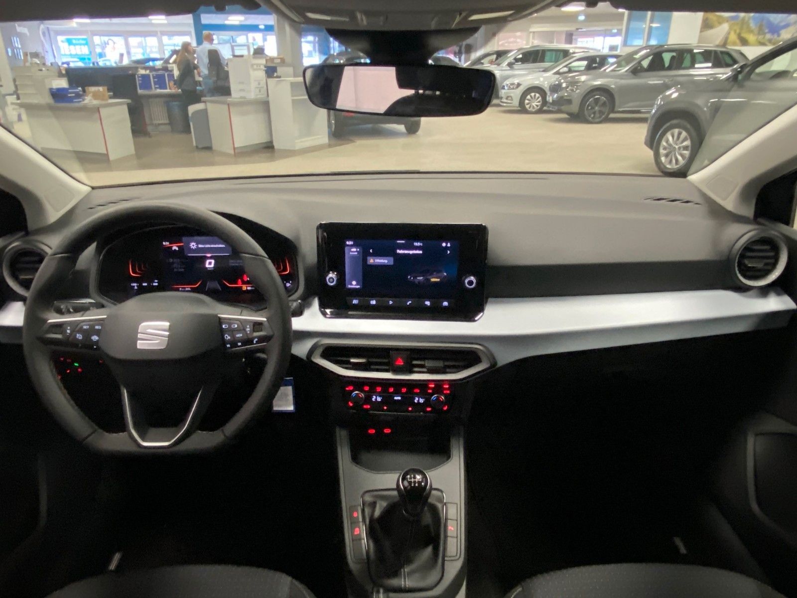 Fahrzeugabbildung SEAT Ibiza 1.0 TSI Style+5 Jah GARANTIE+KAMERA+PDC+BC