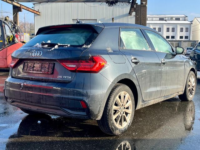 Audi A1 Sportback 25 TFSI advanced