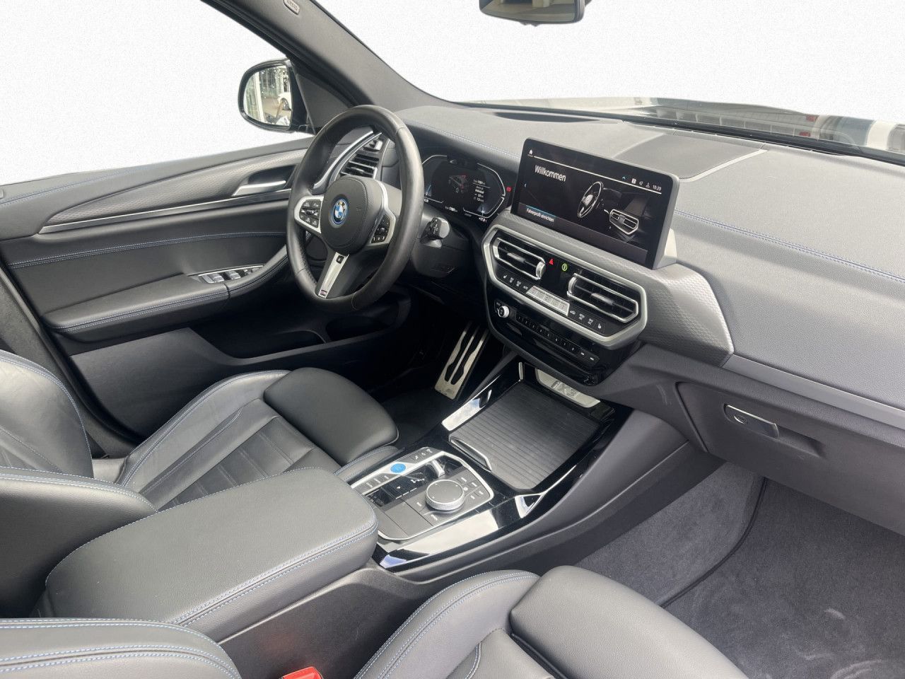 BMW iX3 - Bild 14