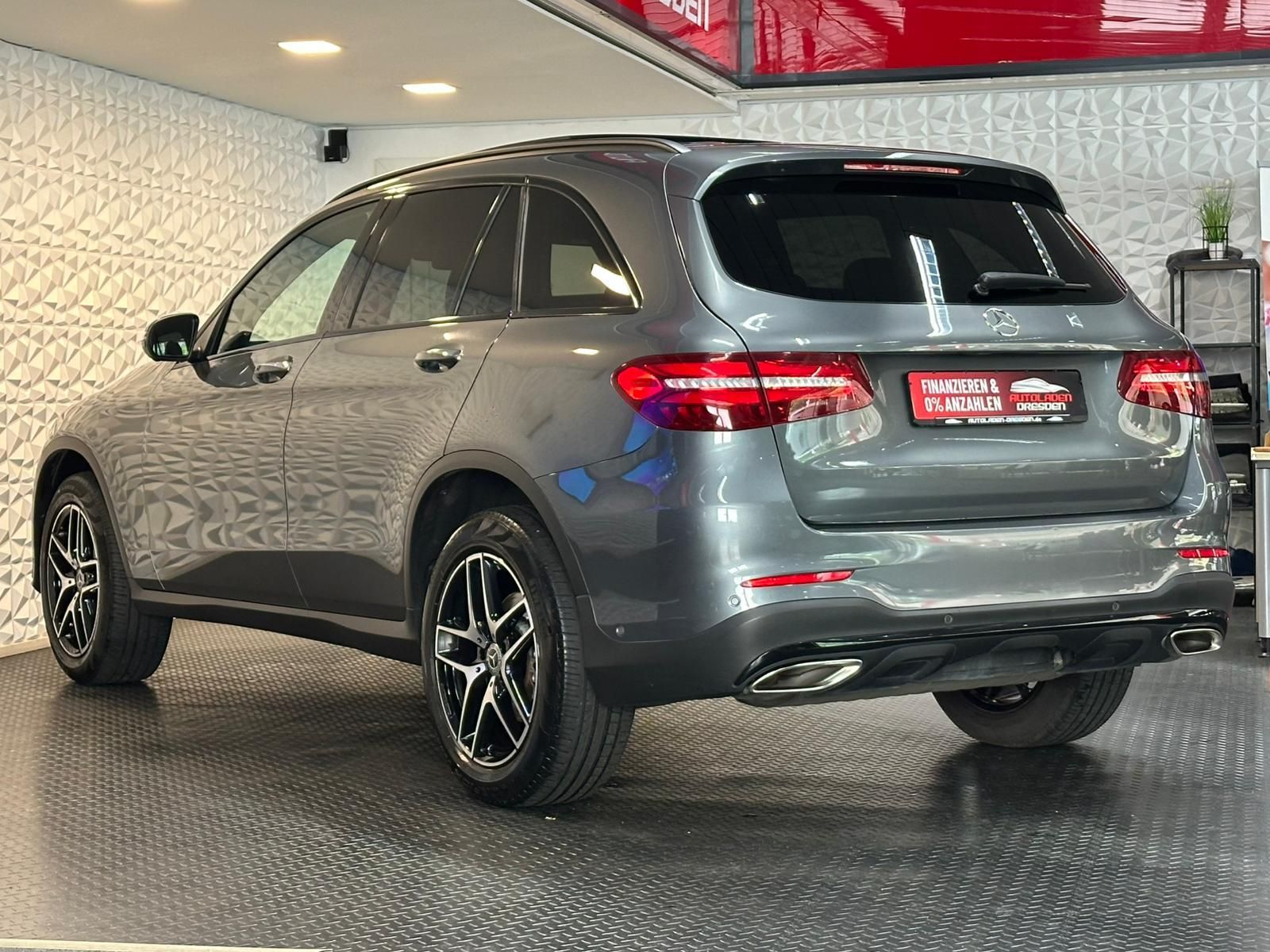 MERCEDES-BENZ GLC250 AMG 4M *NIGHT#LED#PANO#SPUR#360CAM#AHK#SH - Image 5