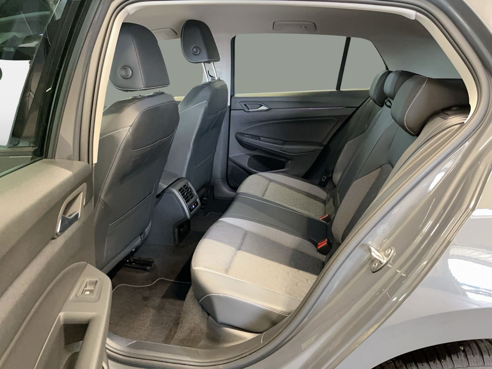 Volkswagen Golf - Bild 13