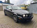 Jaguar X-Type 2.2 D Executive Leder Navi Schd - Jaguar X-Type mit Diesel-Antrieb