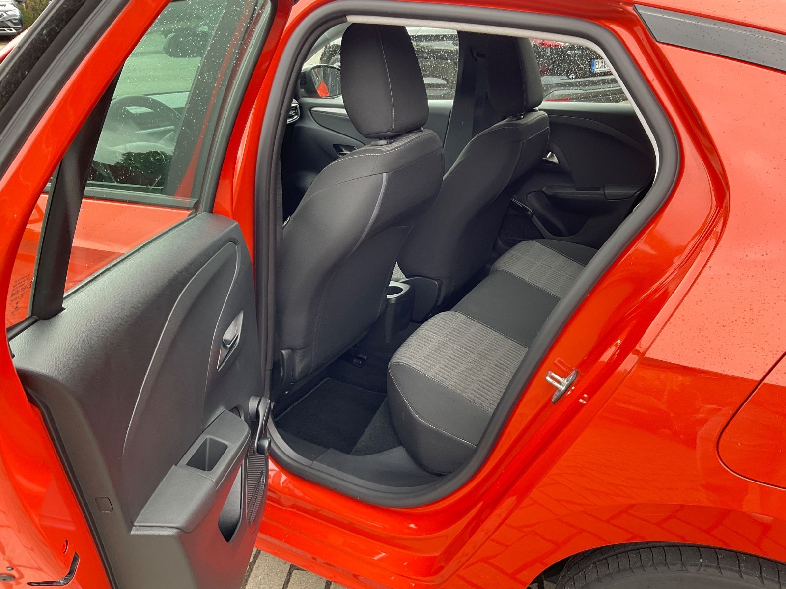 Fahrzeugabbildung Opel Corsa 100KW Edition,50 KWS,CarPlay,Spur,Telefon