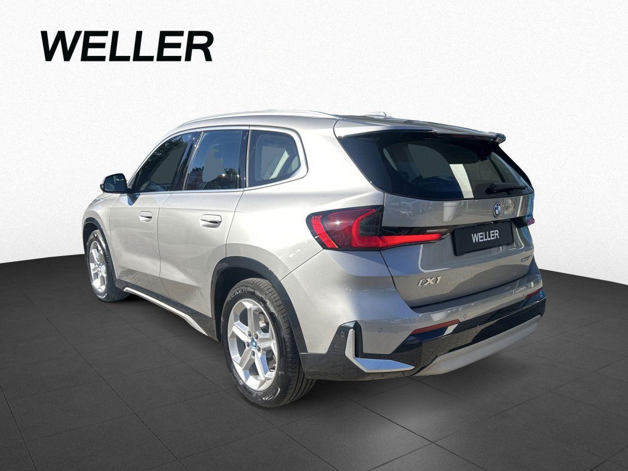 BMW iX1 eDrive20 xLine AdapLED,DrA,Hifi,Kamera,KomZu