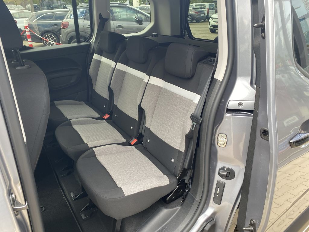 Fahrzeugabbildung Citroën Berlingo M Benzin 110 PLUS *Sitzh.*Rückfahrkam*