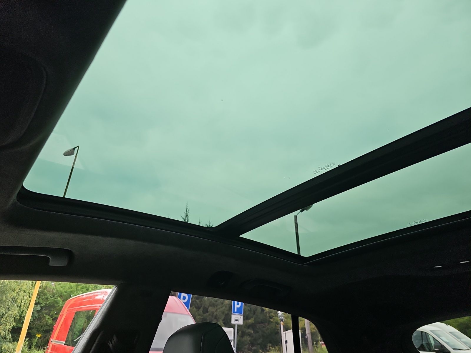 Fahrzeugabbildung Audi RS Q8 SPORT Vmax 280 23"+MATRIX +PANO+KERAMIK